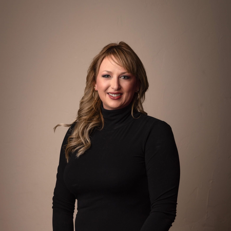 Profile photo of a State Farm Agent named: Amber Thomason