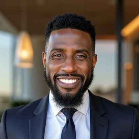 Profile photo of a State Farm Agent named: Felix Kuteyi Jr