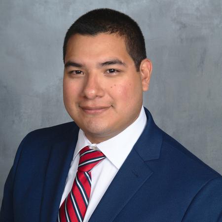 Profile photo of a State Farm Agent named: Rogelio Soto