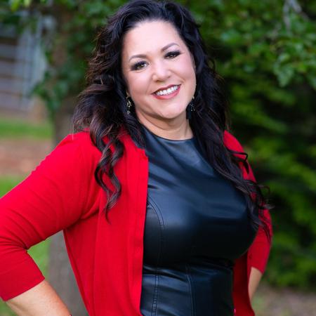 Profile photo of a State Farm Agent named: Ola Stinnett