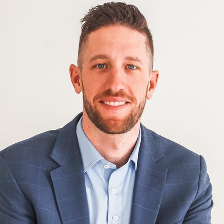 Profile photo of a State Farm Agent named: Cal Kiburz