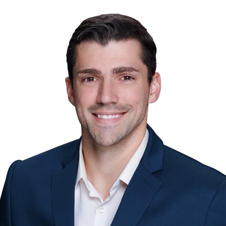 Profile photo of a State Farm Agent named: Caleb Hollingsworth