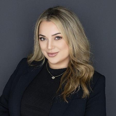 Profile photo of a State Farm Agent named: Amanda Hacopian