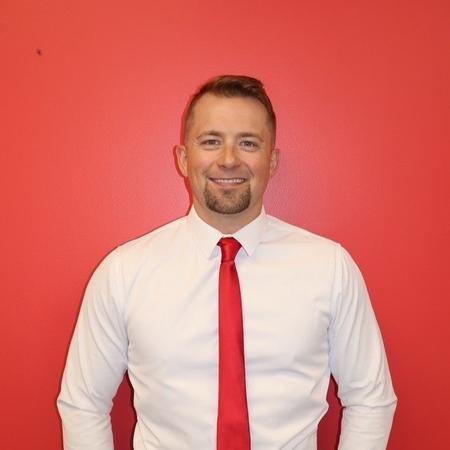 Profile photo of a State Farm Agent named: Zac McGrogan