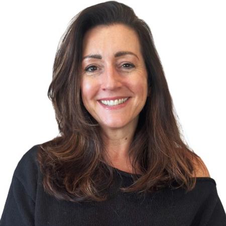 Profile photo of a State Farm Agent named: Nicole Hutchings