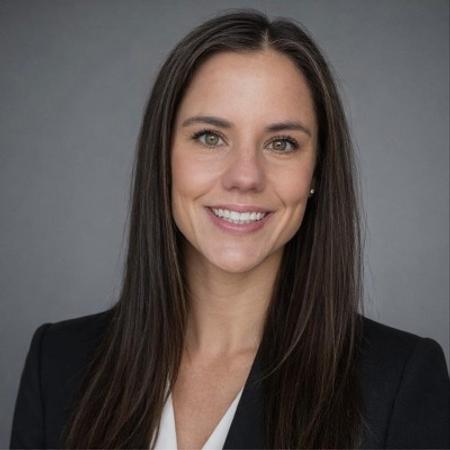Profile photo of a State Farm Agent named: Amy Holstein