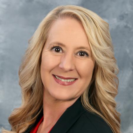 Profile photo of a State Farm Agent named: Amy Burns