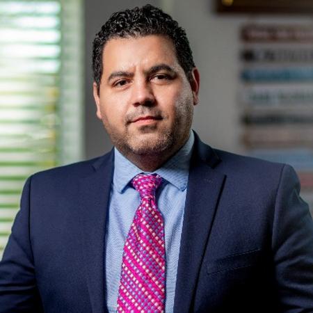 Profile photo of a State Farm Agent named: Johan Hernandez Saris