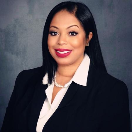 Profile photo of a State Farm Agent named: Dayna Smith