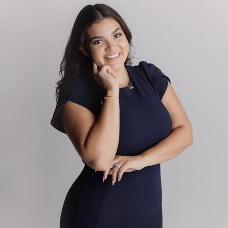 Profile photo of a State Farm Agent named: Claudia Alarcon