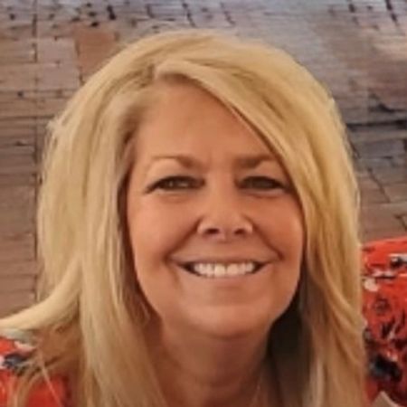 Profile photo of a State Farm Agent named: Donna Young