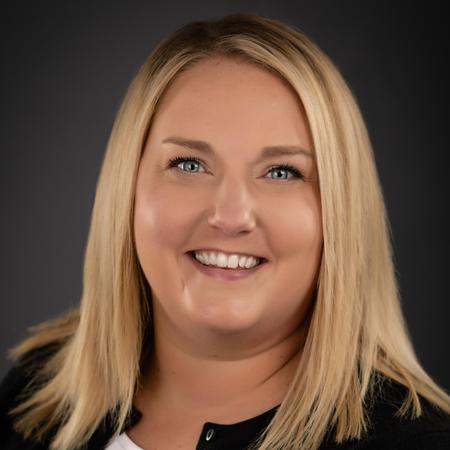 Profile photo of a State Farm Agent named: Susan Balderson