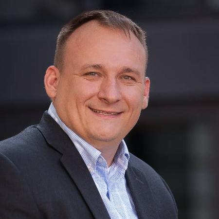 Profile photo of a State Farm Agent named: Rob Edwards Sr