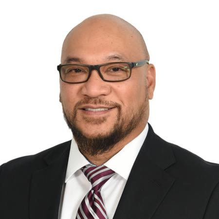 Profile photo of a State Farm Agent named: Denny Resumadero