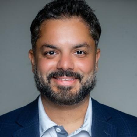 Profile photo of a State Farm Agent named: Ruz Ogra