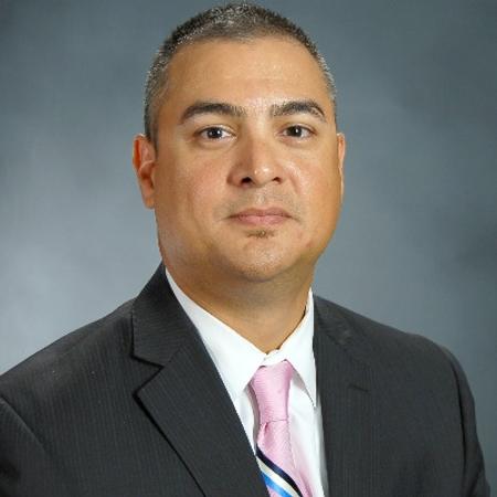 Profile photo of a State Farm Agent named: Noel Vallejo