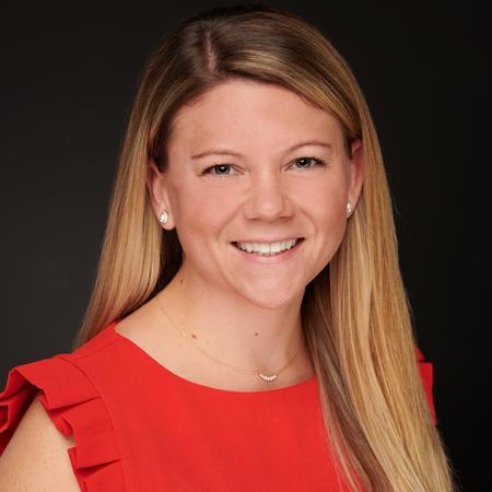 Profile photo of a State Farm Agent named: Nichole Lunn