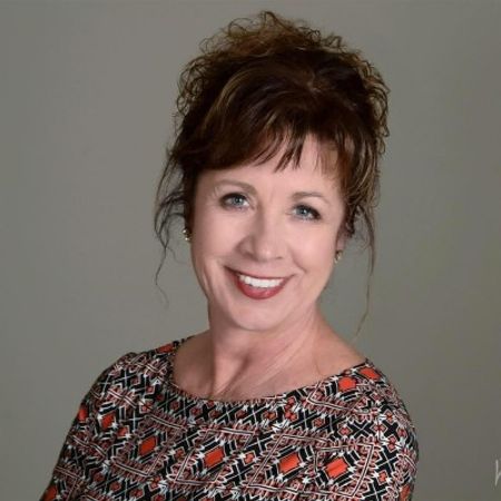 Profile photo of a State Farm Agent named: Terri Waggoner