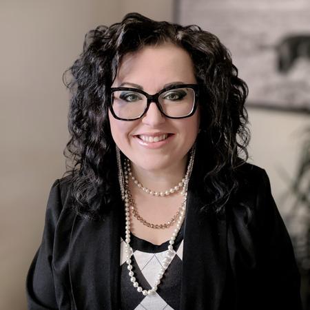 Profile photo of a State Farm Agent named: Sarah Curtsinger