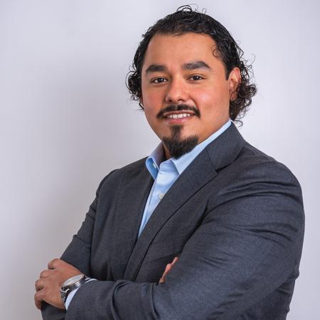 Profile photo of a State Farm Agent named: Alberto Bermudez