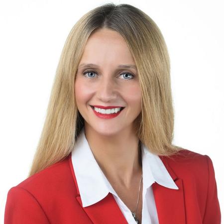 Profile photo of a State Farm Agent named: Maggie May