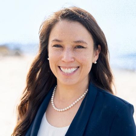 Profile photo of a State Farm Agent named: Jenny Phan