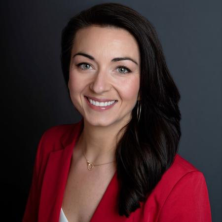 Profile photo of a State Farm Agent named: Lubica Mills