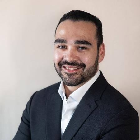 Profile photo of a State Farm Agent named: Adrian Valdez