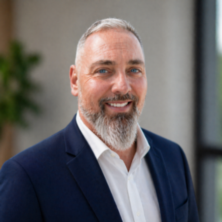 Profile photo of a State Farm Agent named: Ryan Crosby