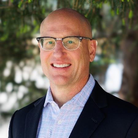 Profile photo of a State Farm Agent named: Peter Arendsen