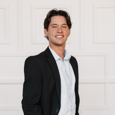 Profile photo of a State Farm Agent named: Brady Snedden