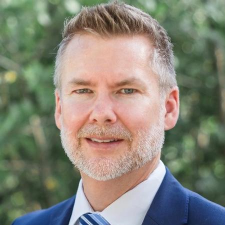 Profile photo of a State Farm Agent named: Curtis Gilbert