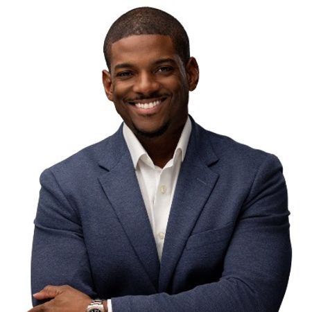 Profile photo of a State Farm Agent named: Marlon Simpson