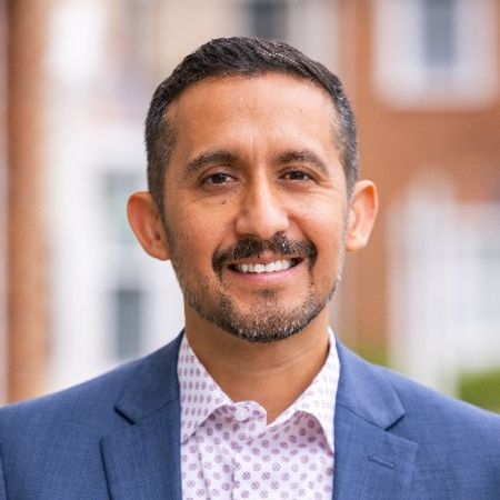 Profile photo of a State Farm Agent named: Carlos Covarrubias