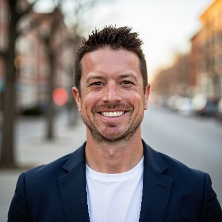 Profile photo of a State Farm Agent named: Scott Tabares