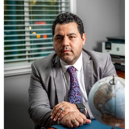 Profile photo of a State Farm Agent named: Johan Hernandez Saris