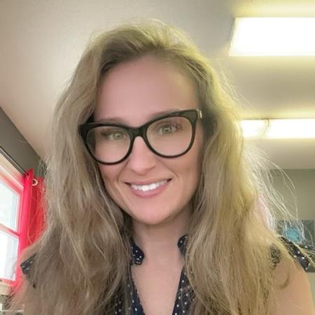 Profile photo of a State Farm Agent named: Shannon Hoey