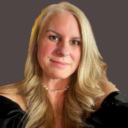 Profile photo of a State Farm Agent named: Jennifer Warren