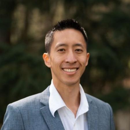 Profile photo of a State Farm Agent named: Eddie Wang